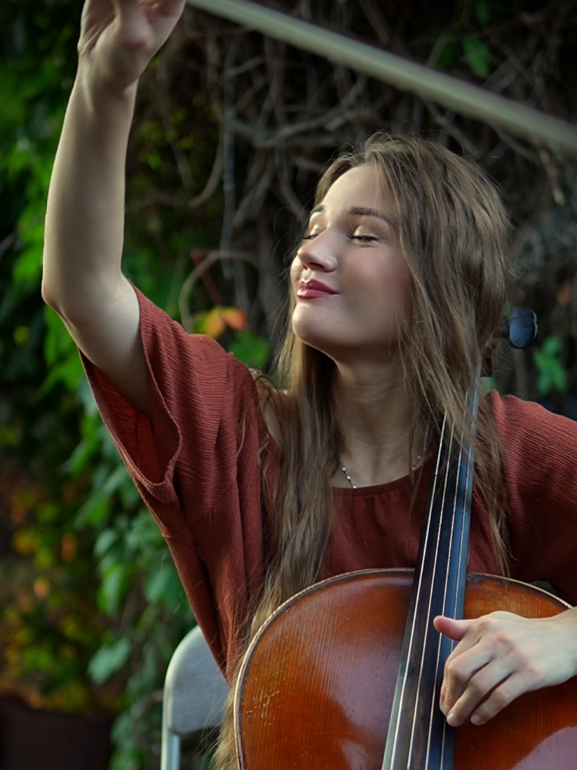 I just want to make someone's day better 😌 #cello #musica #cellist #fyp #viral 