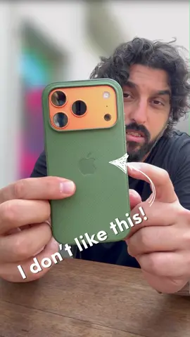 I'M NITPICKING! I KNOW! But such small things really annoy me. Specially when Apple charge such a premium for their cases. #AppleTechwovenCase