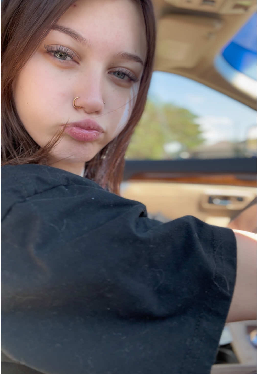 obviously i just woke up & got in the car #bigbackactivities 
