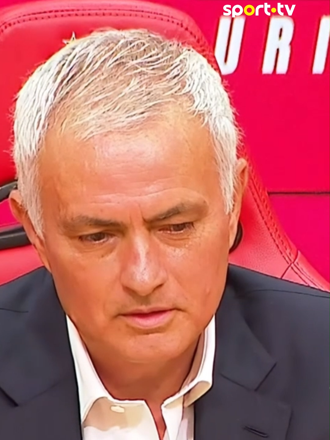Mourinho responde aos 