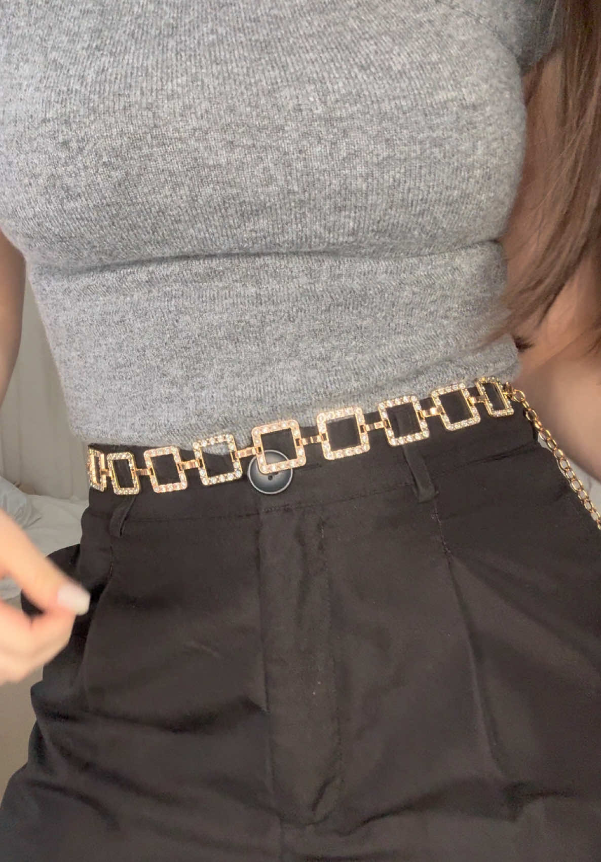 Cinto de brilhos ✨ #cinto #brilho #bodychain 