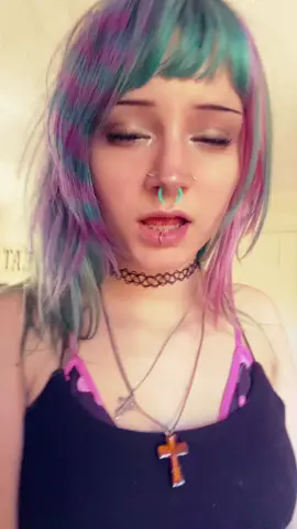 idk what to post anymore i hate how i look recently 