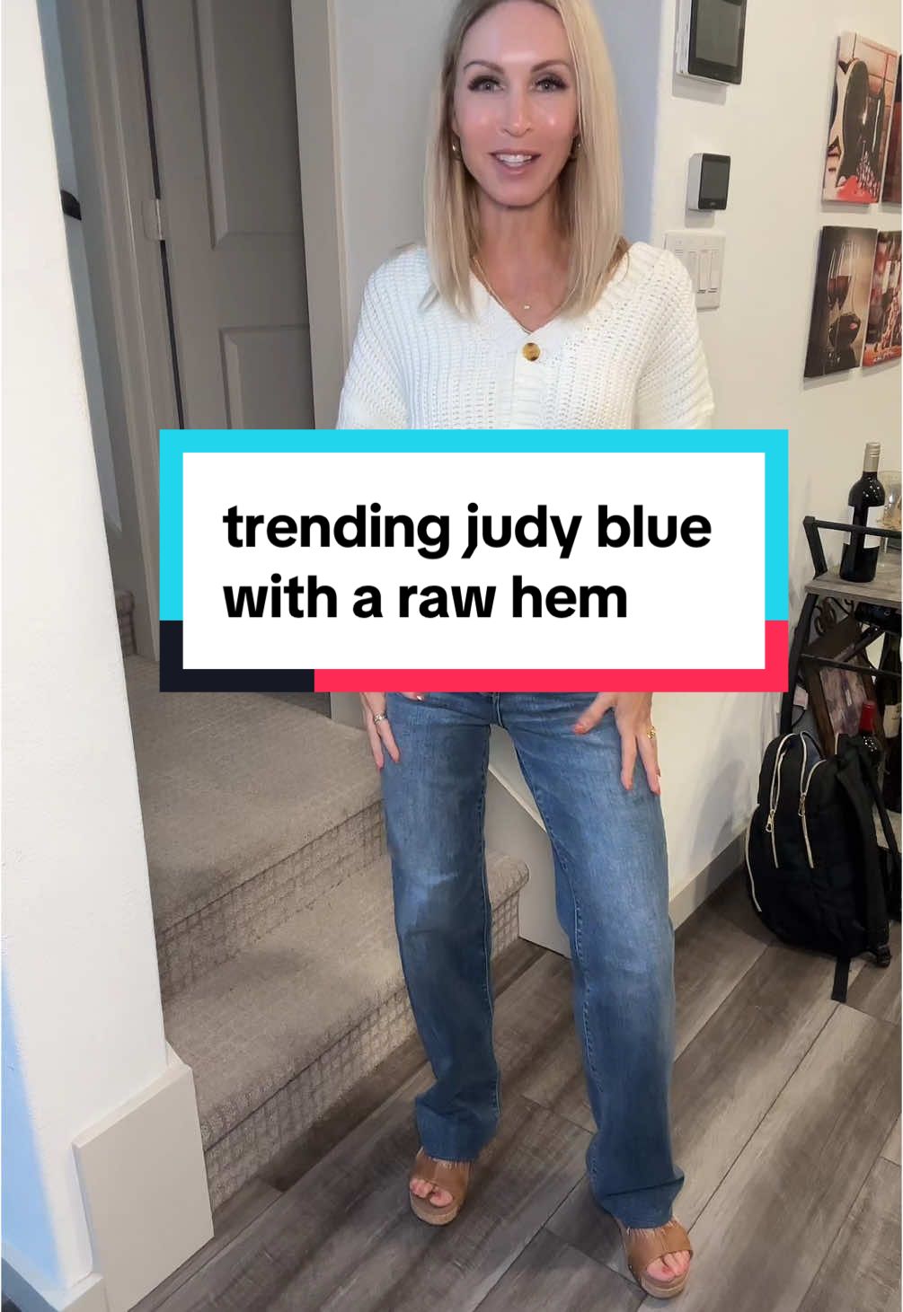 the Judy is here and she’s the best straight fits with that raw hem and baggy feel @Emma Lous Boutique #straightfit #judyblue #rawhem 