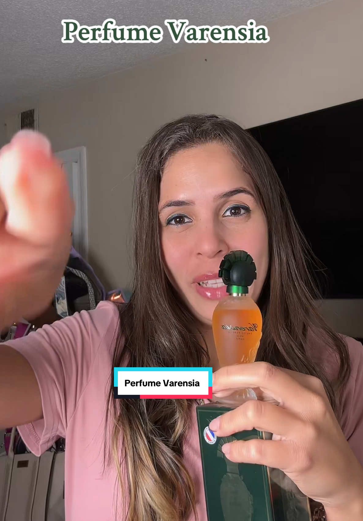 Perfume Varencia con un olor súper especial #perfume #varensia #ulricdevarens 