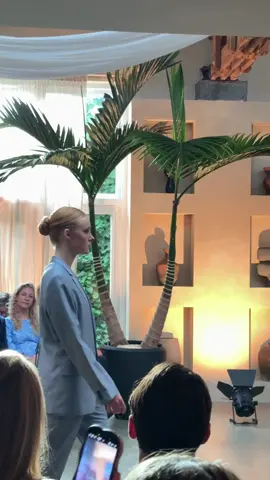 I attended a fashion show in Amsterdam from the brand #mylimalimaco founded by @eloise @Vogue Netherlands @myattirehire ✨ A collection made with upcycling ♻️ + supporting 28 girls’ fashion education in Pakistan 👗📚 Loved seeing the Dutch fashion scene up close  💫 Would you wear upcycled fashion? Or maybe you already do? #mylimalimaco #mylimalima 