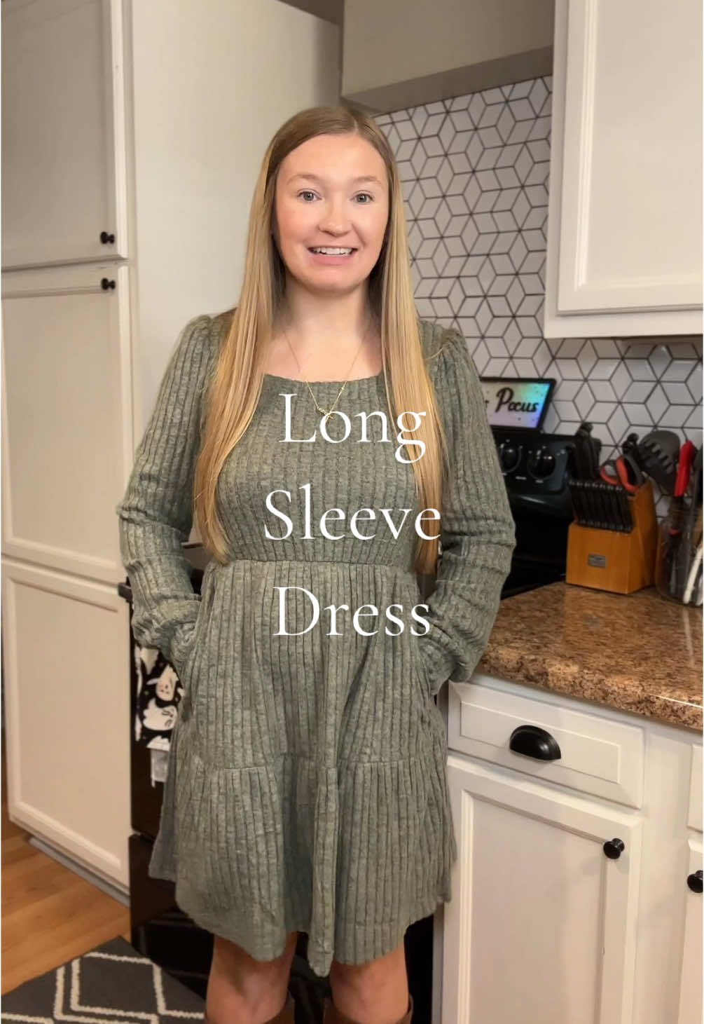 Brb need this in every color😍 #falldress #falldresses #longsleevedress #fallfashion #fallfamilyphotos #sweaterdress #churchdress 