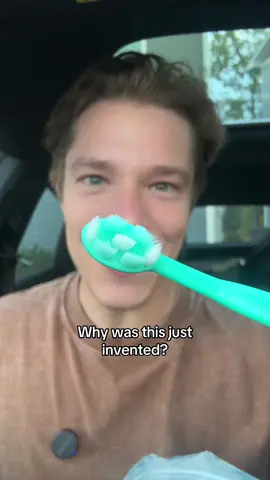 I will never be caught with smelly breath ever again #toothbrush #toothpaste #gurunanda #teeth #teethcare 