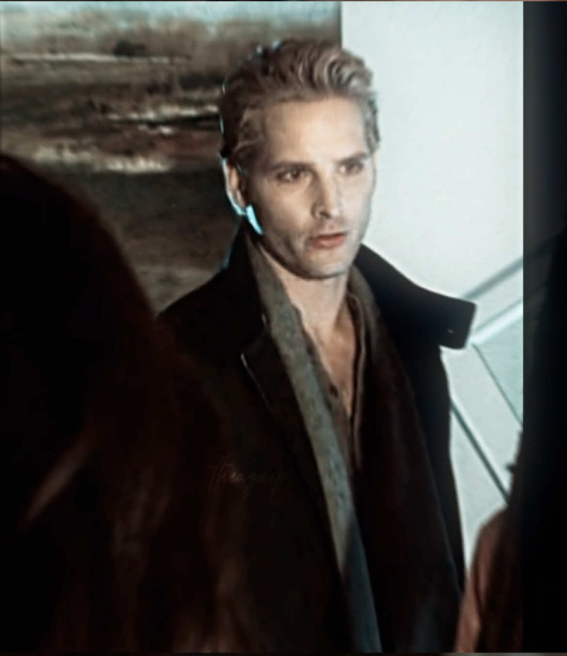 I messed up the transitions so bad think I forgot how to edit #twilightsaga #carlislecullenedit #twilightedit 