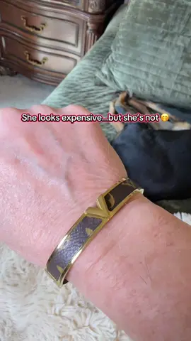Looks like I spent all lot of 💰 on this bangle bracelet. But I didn’t 🤭 #bracelet #banglebracelets 