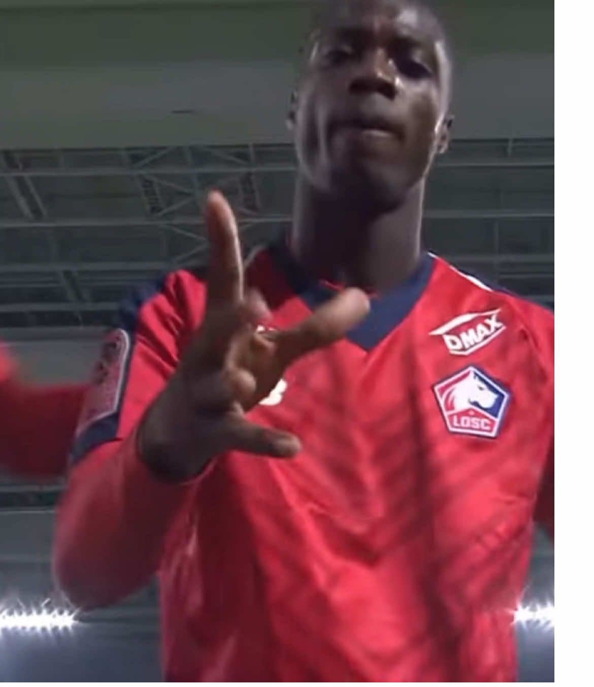 Nicolás Pepe celebration #pepe #celebration #villareal #prime #lille 