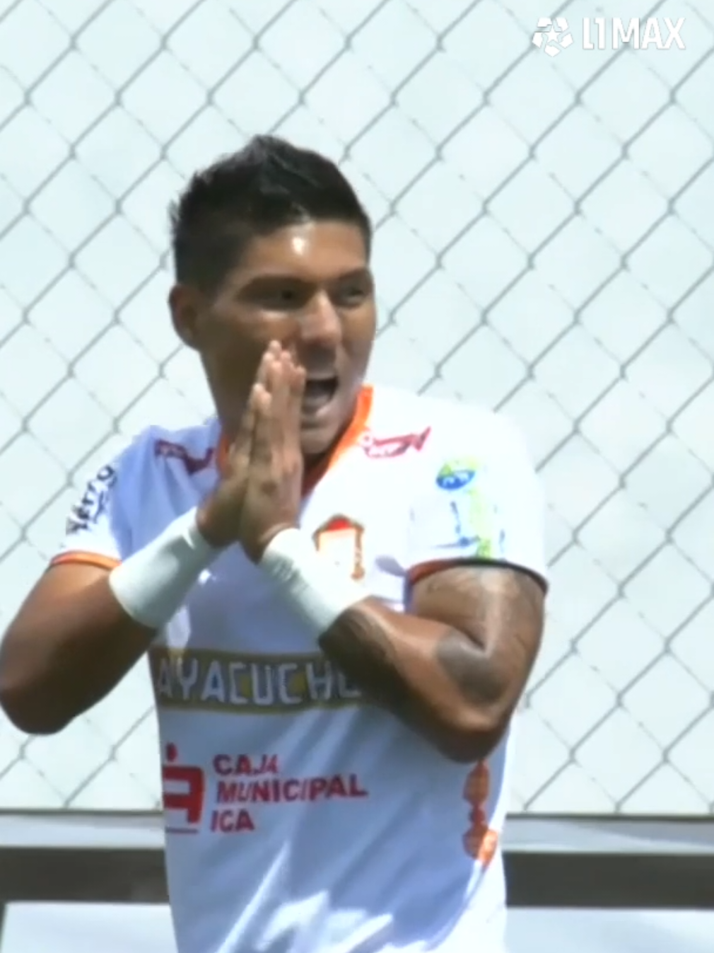 😮 NO SE PUEDE CREER!!  ❌ Arakaki se perdió una chance de gol INCREÍBLE #AYACUCHO 0-1 #CUSCO  📺 Conoce cómo ver L1MAX en vivo 👉 http://l1max.com #L1MAX  #Liga12025 