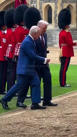 O Rei recebe Donald Trump 😂😂🙏🏽🇬🇧🇺🇸 #funny #trump #viral #humor