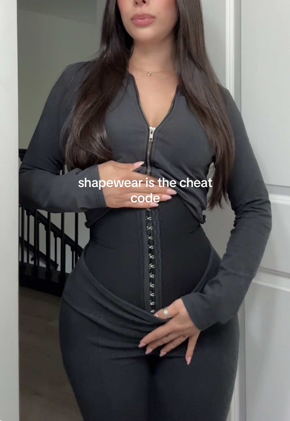 your sign to wear your shapewear 💅💋 @yianna.shapewear @YIANNA INC #shapewear #faja #fyp #xyzcba 