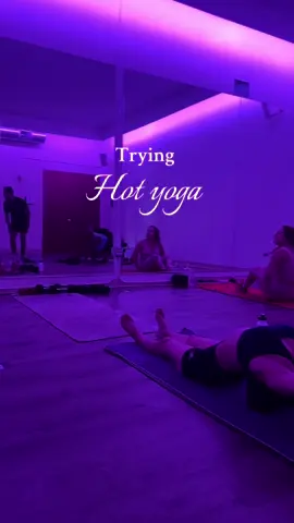 First time trying hot yoga 🥵🧘🏽‍♀️ #yogabox #hotyoga #sandiego  #downtownsandiego #Vlog 