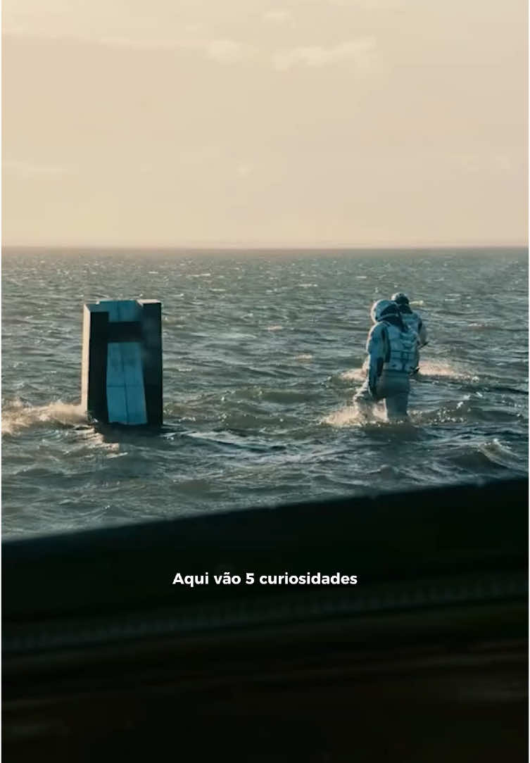 5 curiosidades sobre Interestelar. #ciencia #astronomia #curiosidades #vocesabia #aprendanotiktok #buraconegro #filme #interestelar #terra #curioso #universo #cosmos #planeta 