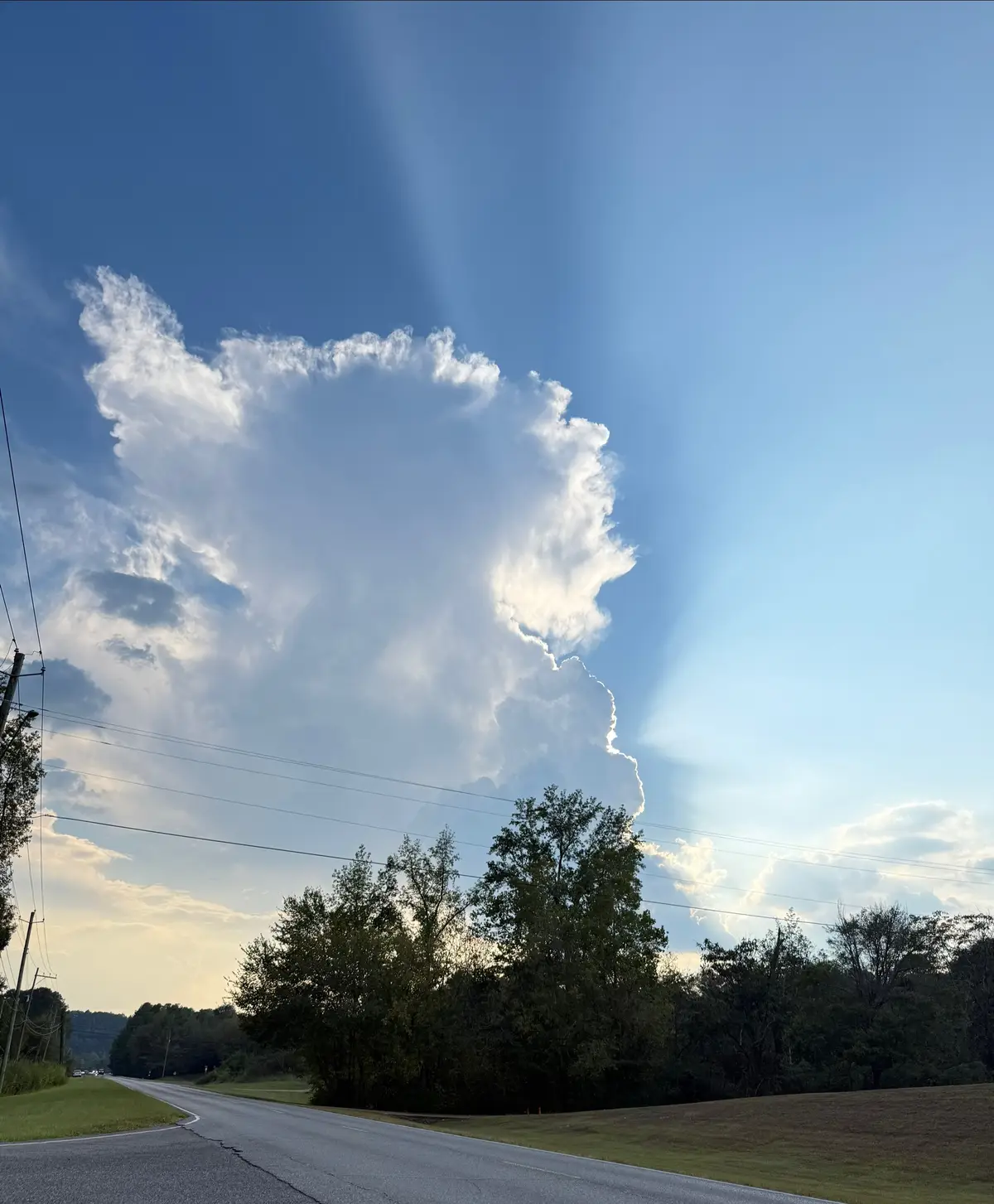 A couple of pictures I took of the sky 😀