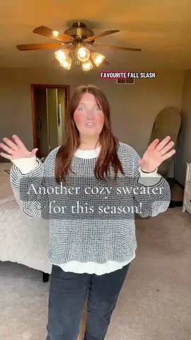 Once again, I’m here with a cozy fall/winter sweater! #fallfashion #winterfashion #sweaterweather #cozysweater 