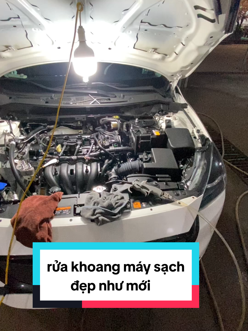 rửa khoang máy sạch đẹp như mới. #thanhtungauto #vesinhkhoangmayoto #vesinhdongco #cardetailing #detailercarwash 