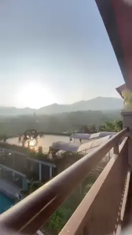 #foryo #viral #hotelseruni 