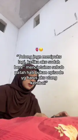 🙏🏻☺️#arabic #arabicsong #wanitamuslimah #fyp 