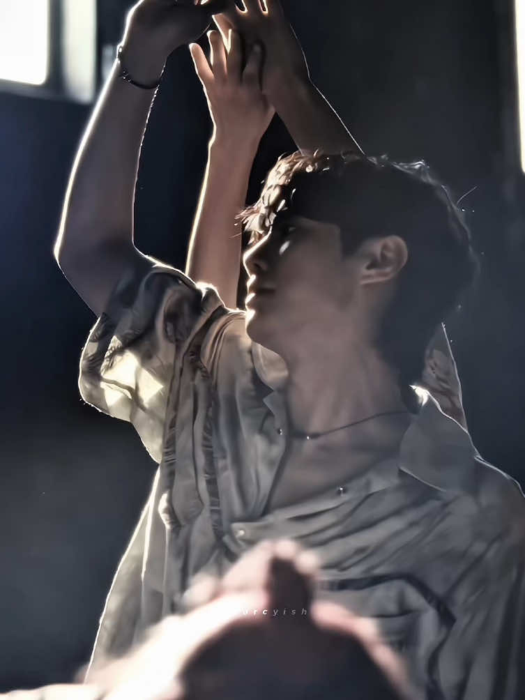 in #leejunyoung idol era we trust