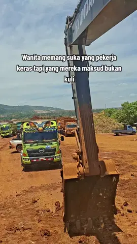 #fyp #sulawesitenggara #operator_excavator #pejuangrupiah #bugistiktok 
