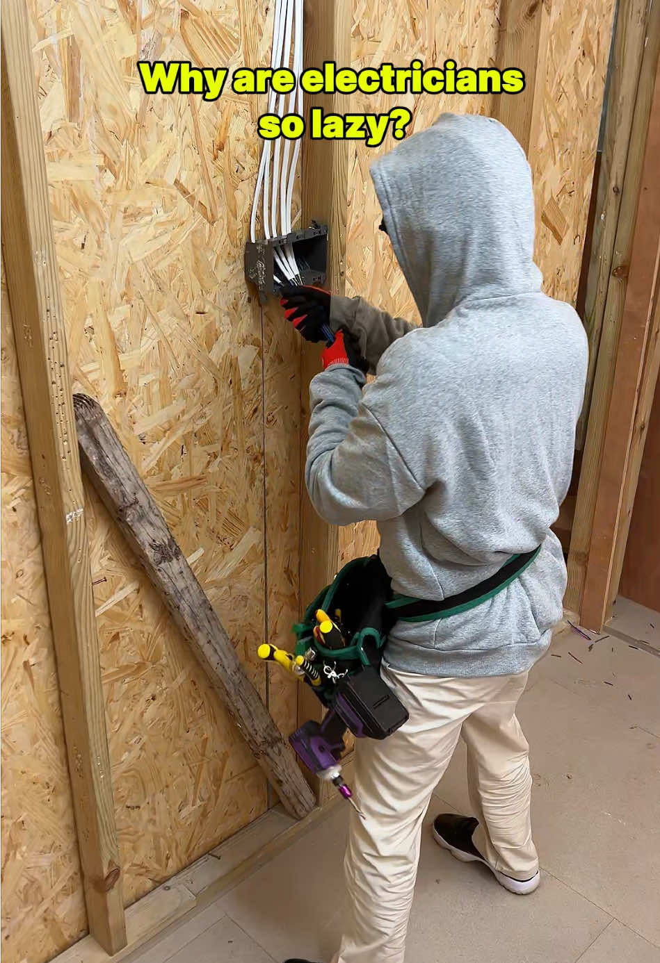 Old way: one utility knife, one cutter, one old-school stripper, one crimper… New way: the German-made 8-in-1 electrician’s tool #f#fypt#tiktokh#homegoodst#tiktokshopg#giftt#toolstodayu#use#electricianp#pliersv#videohometools #tiktokshoprestock 