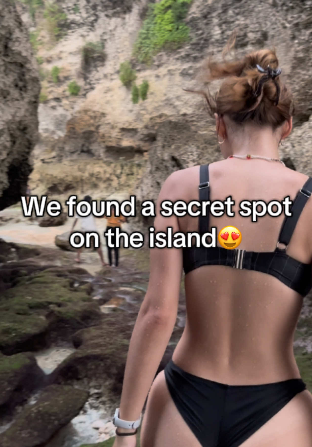 Did you know about this place?📍🗺️ #island #secretspot #hiddenbeach 