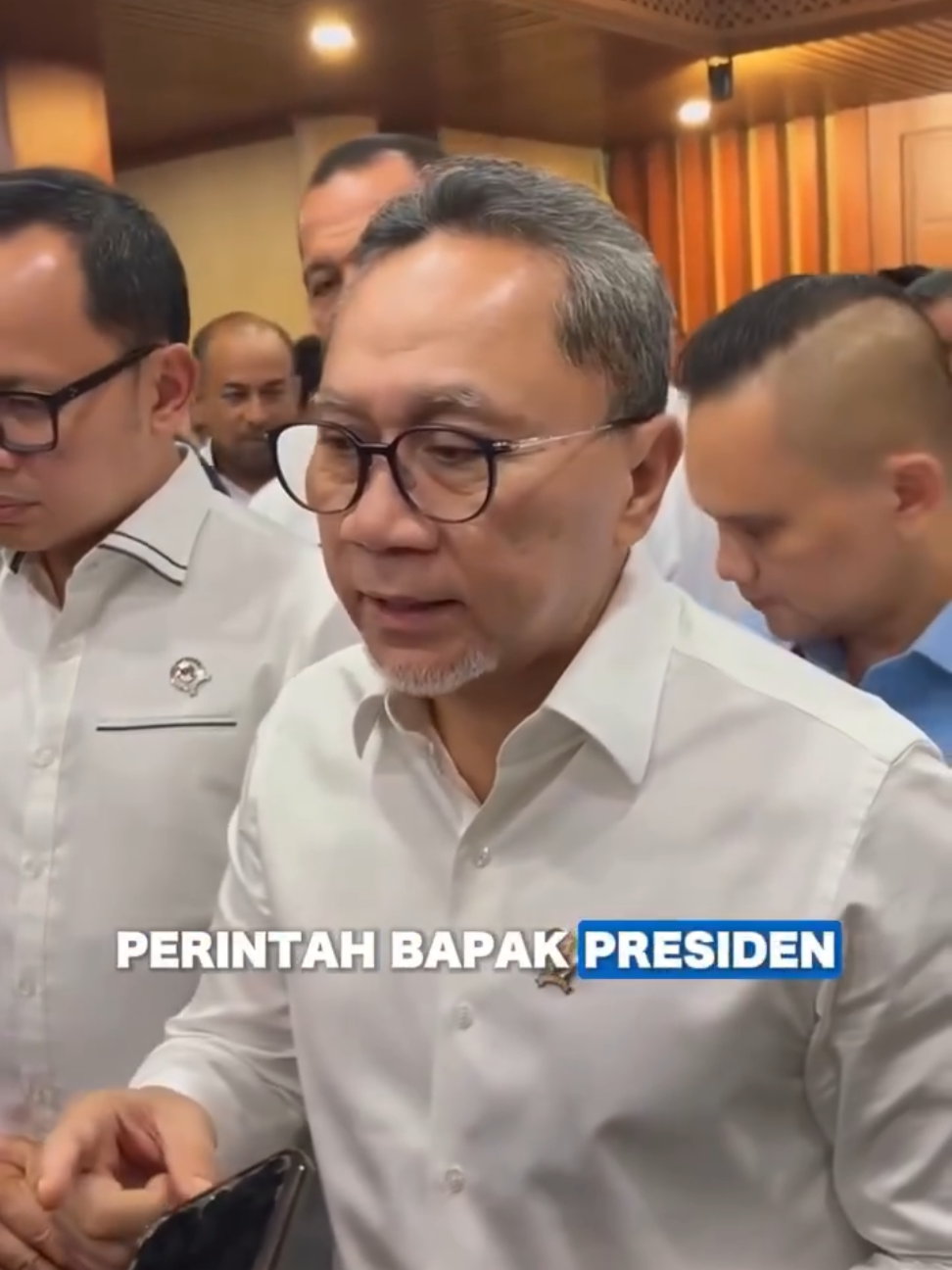 Perintah Presiden yang ditindak lanjuti oleh Mendagri dan Menpan RB, bahwa 2–3 orang PPPK diperbantukan di Koperasi Desa Merah Putih atau Koperasi Kelurahan Merah Putih.  ‎ ‎#Prabowo #Zulhas #Kopdes #Aceh #pengikut