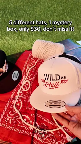 The best way to buy hats#mysterybox #mysterioushat #foryou #fypシ゚viral #5hats #hatslover #surprise #dailylife #hats #shopping #tiktokshop #tiktokshoprestock 