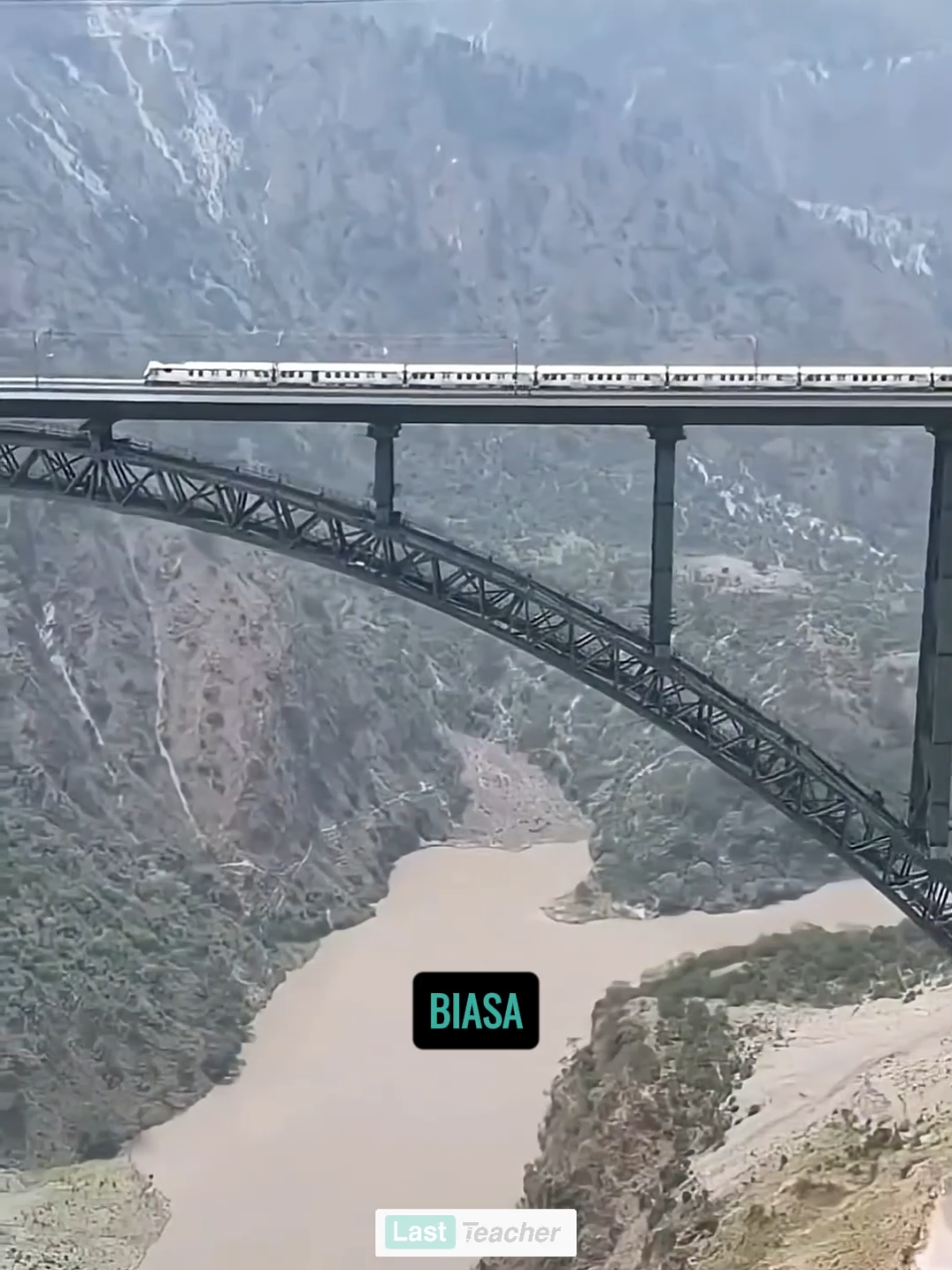 Butuh 21 tahun bangun jembatan, KOK BISA?  #kisahnyata  #shortvideo #shortsindonesia 