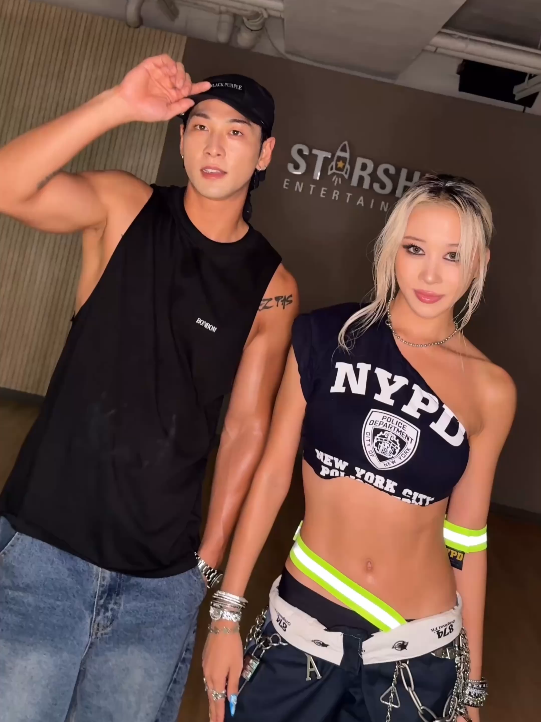 𝑷𝒖𝒕 𝒚𝒐𝒖𝒓 𝒃𝒐𝒅𝒚 with #BAEKHO  #DAYOUNG #KANGDONGHO @this_is_baekho_ #BODY #newmusic
