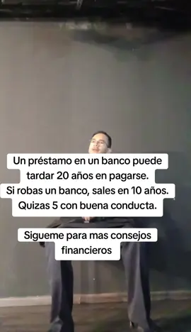 Necesitas mas consejos financieros sigueme #préstamo #banco #finanzas #comedia #carcel 