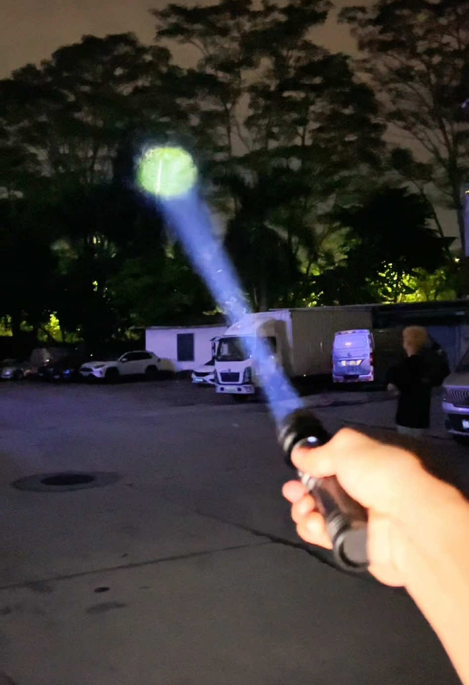 MULTIFUNCTIONAL FLASHLIGHT Outdoor mobile lighting,every light in the Dark 1800 mAh , stretching zoom,Type-c input,built-in lithium battery, Digital power display 🔦 #tiktokmademebuyit #fathersdaygift #fyp #tiktok #TikTokShop #RushTok2025  #laborday #laborday2025 #TikTokShopLaborDaySale#NovaTopFinds 