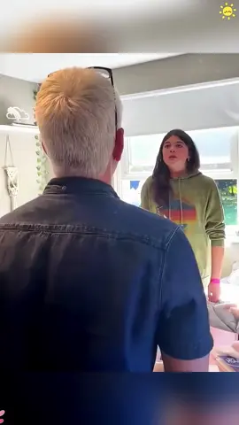 When a father sees his daughter’s bf #funny #lol #prank #moments #bf #gf #daughter #dad 