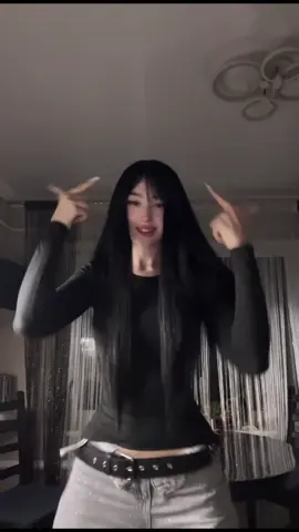 [inst: pelmentoschan_09] What look should I create for Halloween?🤔