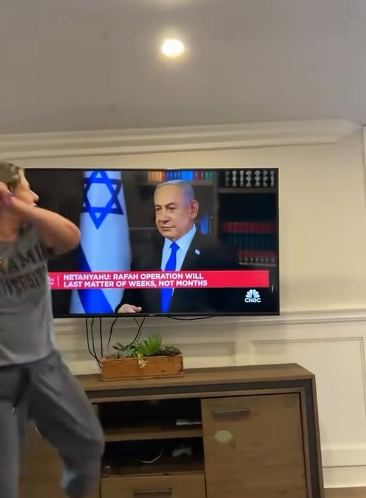 Very cool my female friend.🔥👊🏻 #freepalestine #israel🇮🇱 #netanyahu #masukberanda #foryoupage 