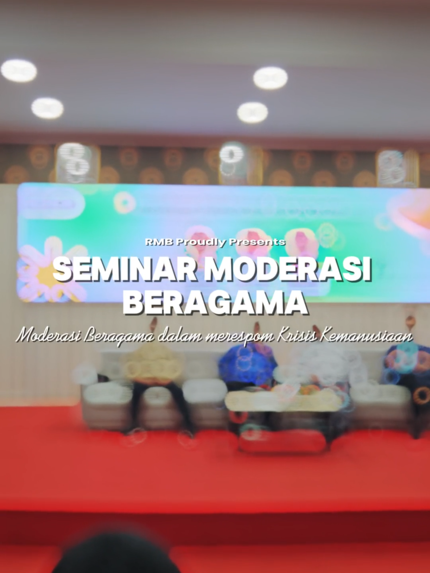 🧑🏻‍💻Seminar Moderasi Beragama🤝 Rabu, 17 September 2025 RMB mengadakan Seminar Moderasi Beragama yang menjadi ruang reflektif untuk memperkuat nilai-nilai toleransi, keadilan, dan hidup berdampingan dalam keberagaman. Melalui dialog ilmiah dan perspektif lintas keagamaan, kita belajar membangun harmoni, bukan hanya memahami perbedaan. @kemenag_ri @pendiskemenag @diktis.kemenag.ri Follow our social media: Instagram | TikTok | Twitter | YouTube @uinsw_kediri Facebook UIN Syekh Wasil Kediri Website www.iainkediri.ac.id #UINSyekhWasilKediri #UINSWKediri #ModerasiBeragama #FakultasUshuluddindanDakwah #StudiAgamaAgama