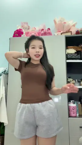 #quanhottrend #quanao #thoitrangnu #xuhuong #enhphuxx03 