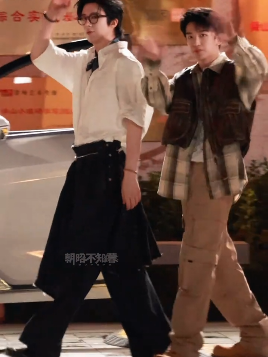 หึ้ยยยแก... ผช โบกมือให้ เขินนะ☺️☺️🤗🤗#刘宇宁 #หลิวอวี่หนิง #liuyuning #หนิงเกอ #ผู้จีนงานดีย์🇨🇳🇨🇳 