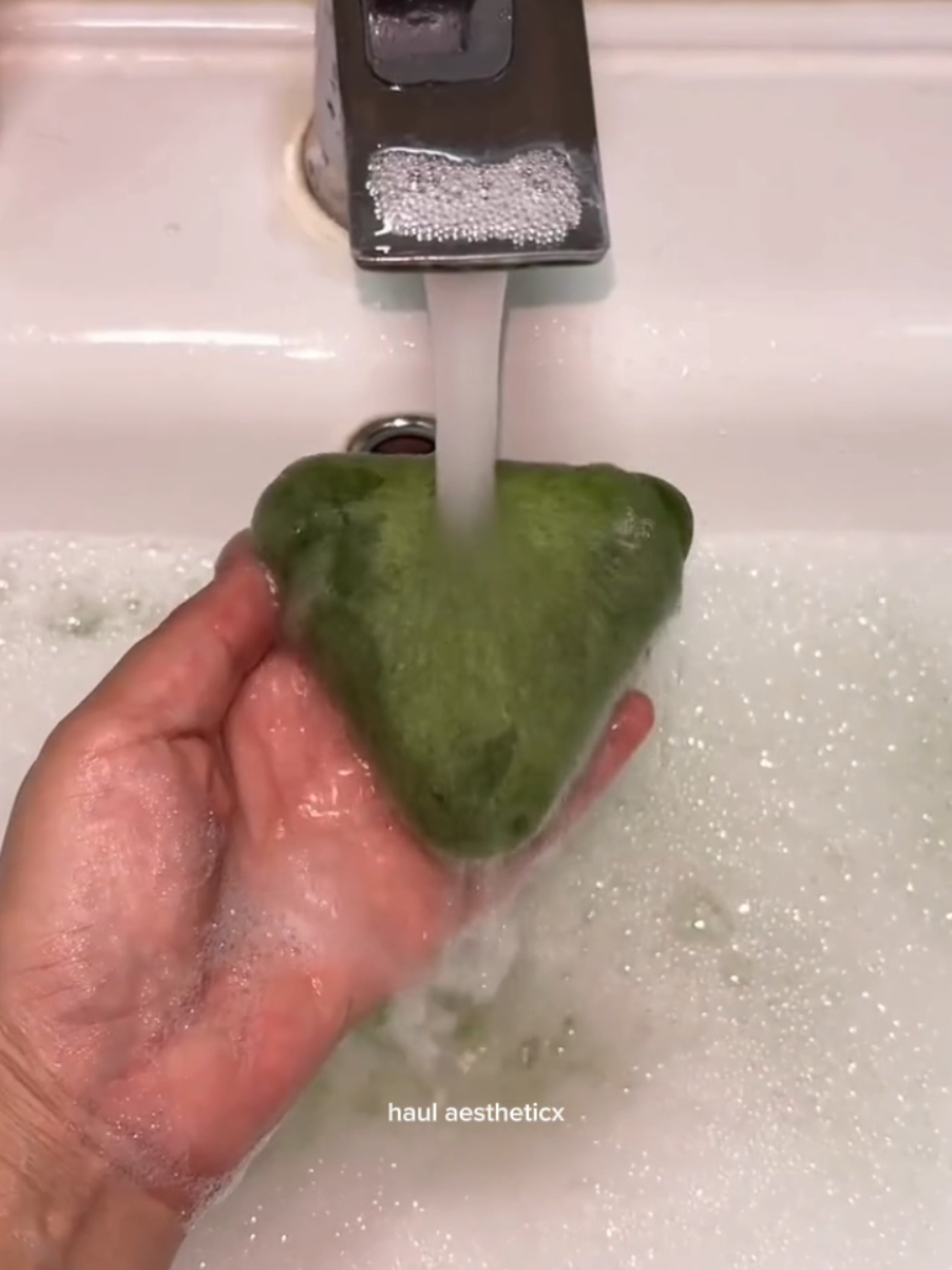 SABUN SHAMPOO SEVEN GREEN NATURE PENUMBUH RAMBUT #sabunpenumbuhrambut #polygonumsoap #naturesevengreensoap #sabunshampooherbal #shampoobatangnaturesevengreen 