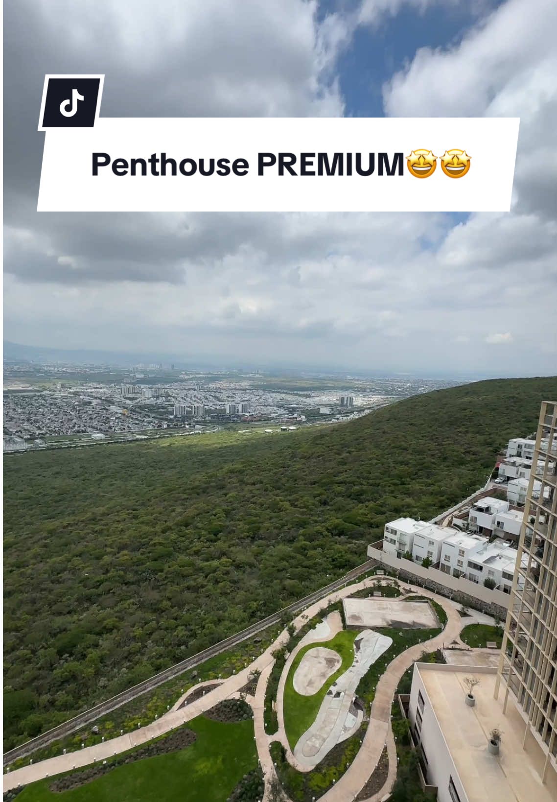 Penthouse de lujo en Zibata Queretaro por $15,035,000 en Zibata Queretaro con 4 recámaras y espacios amplios 🤩 #BeFIVT #inversiones #inversioninteligente #bienesraicesqueretaro 