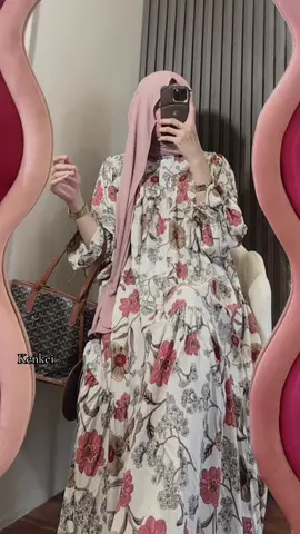 Kalian wajib punya motif ini si, cakep banget 🩷🤍🩷🤍🩷🤍 #gamis #gamiscantik #gamisjumbo 