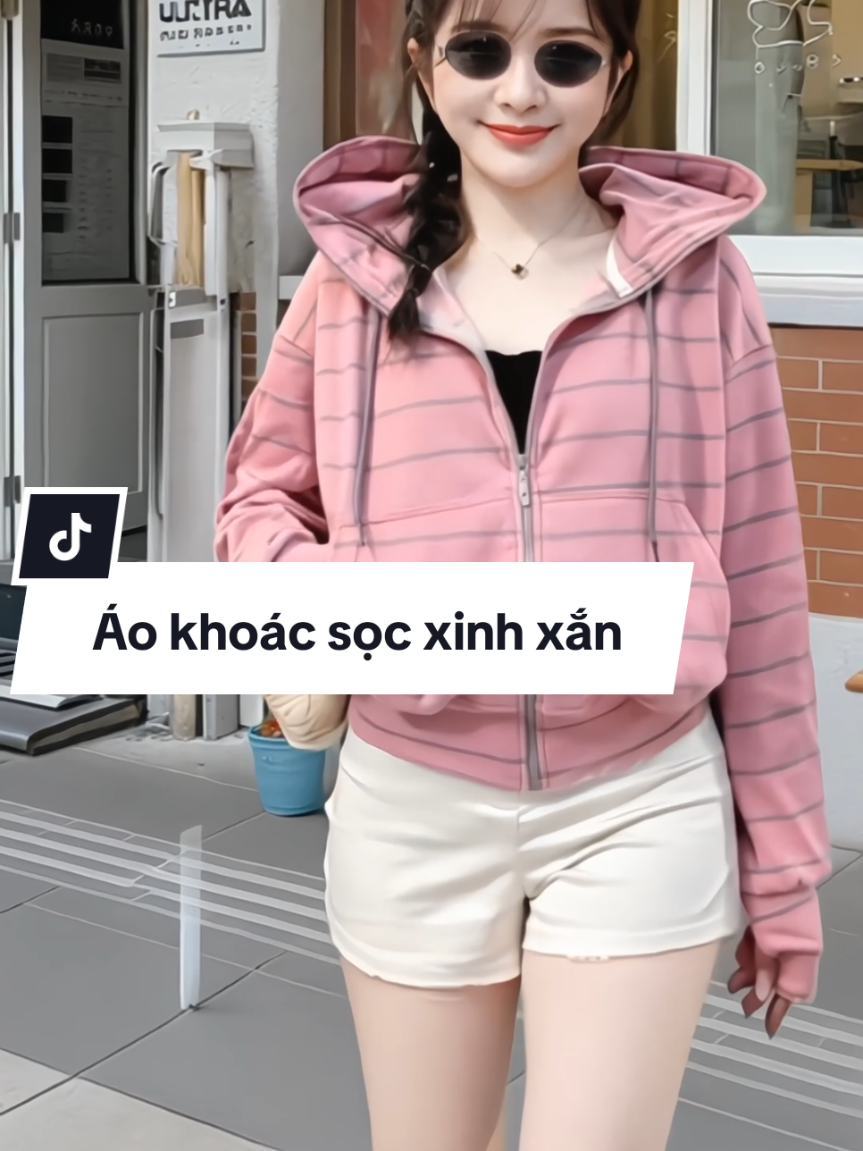 Áo khoác thun gân sọc xinh xắn, 6 túi tiện lợi, nón to #aokhoacxinh #aokhoacnang #aokhoacsoc #aokhoacnu #xuhuong 