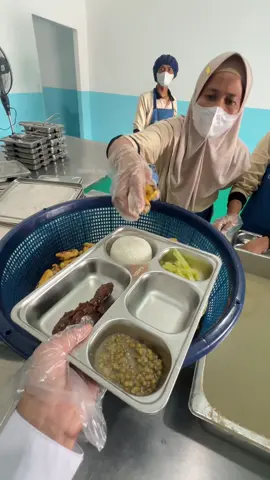 menu kemarin 🤩❤️ #mbg #makanbergizigratis #palembang #menumbg #prabowo 