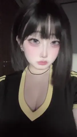 #추천 팬톡방 드러오시긔윤ㅡㅠㅜ 이름- 메롱 비번- 0825