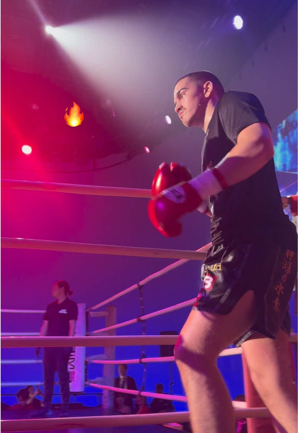 Familiar entrance song? #marcianoaerts #pulpfiction #indonesia #peteraerts #k1 