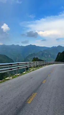 Hà Giang vẫn là cái gì đó cực kì Điện Ảnh 🫶🏻 #nguyenngayngo #hagiang #deomapileng 