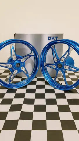 Buat matic mumpung flash sale boss🤩🤩🥳🥳 #velgracing #5tlgank🚀  #vario125  #lewatberandafyp  #velg 