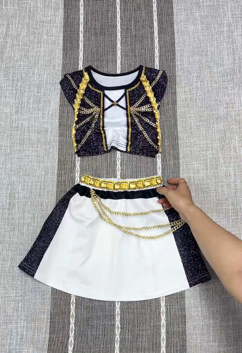 #tiktok #tiktokshop #cozy #fashion #fyp #OOTD #dealsforyoudays #tiktokshoprestock #spotlightfinds 